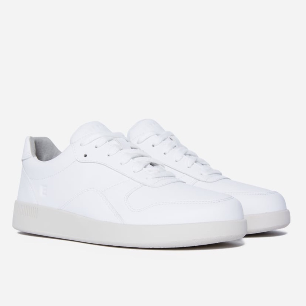 Everlane The ReLeather® Court Sneaker in White Unisex Size W9/M7